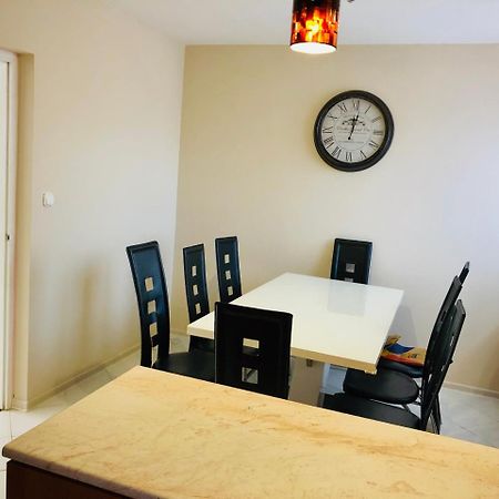 דירות שיופוק Akacvirag Apartman מראה חיצוני תמונה