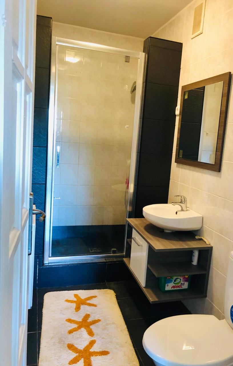 דירות שיופוק Akacvirag Apartman מראה חיצוני תמונה